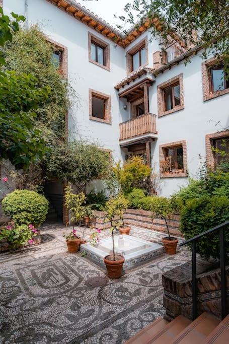 Apartamento Qh Caldeleria Vieja Granada Exterior foto