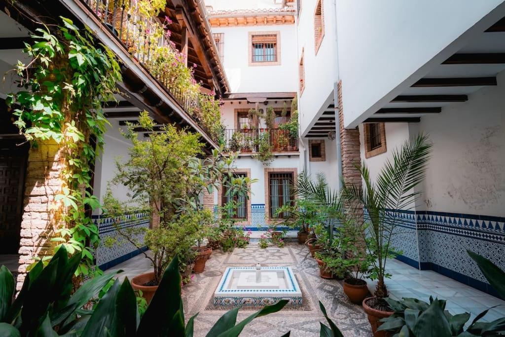 Apartamento Qh Caldeleria Vieja Granada Exterior foto